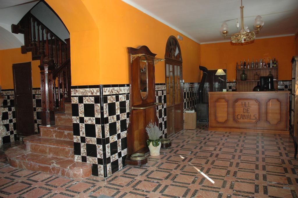 Hostal Ull De Canals *