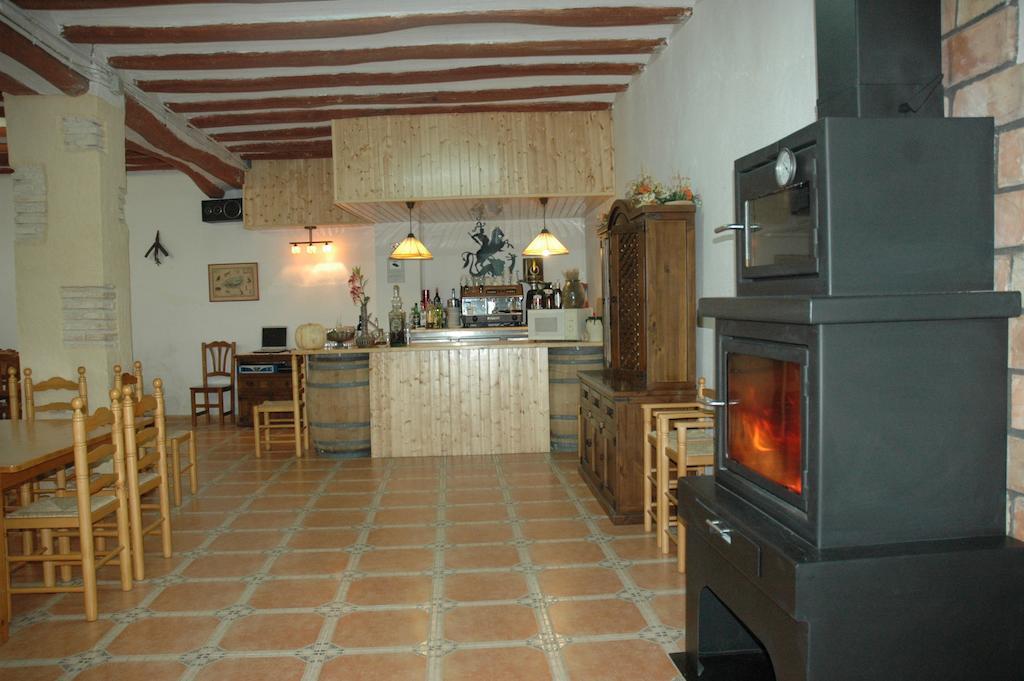 Hostal Ull De Canals